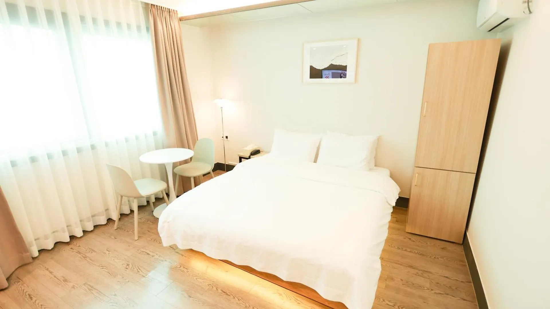 Hotel Myeongji 부산광역시